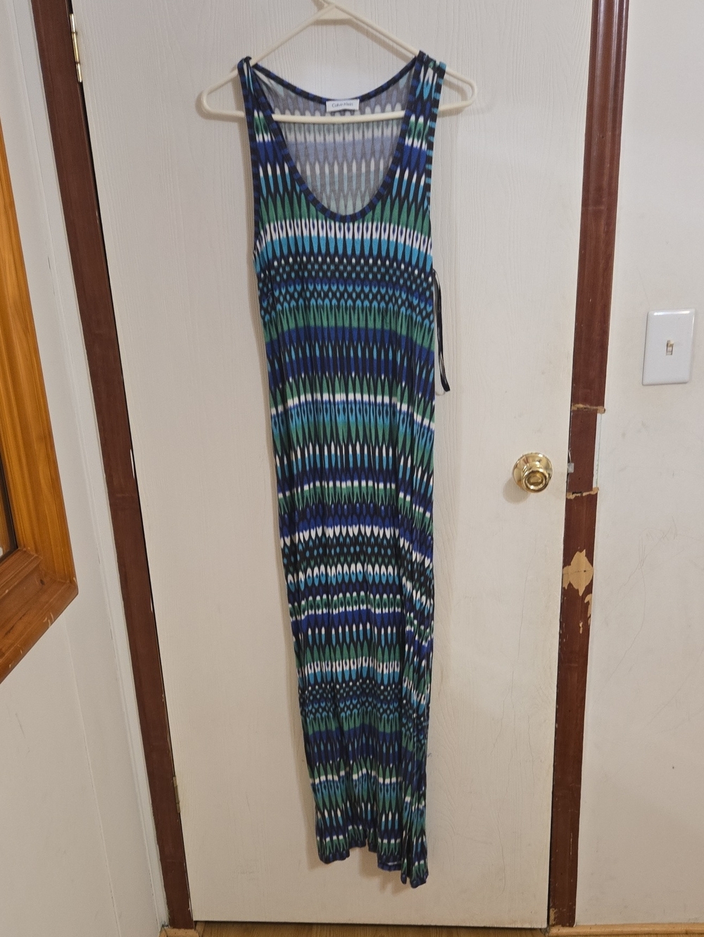 Sleeveless Blue & Green Patterned Maxi Dress